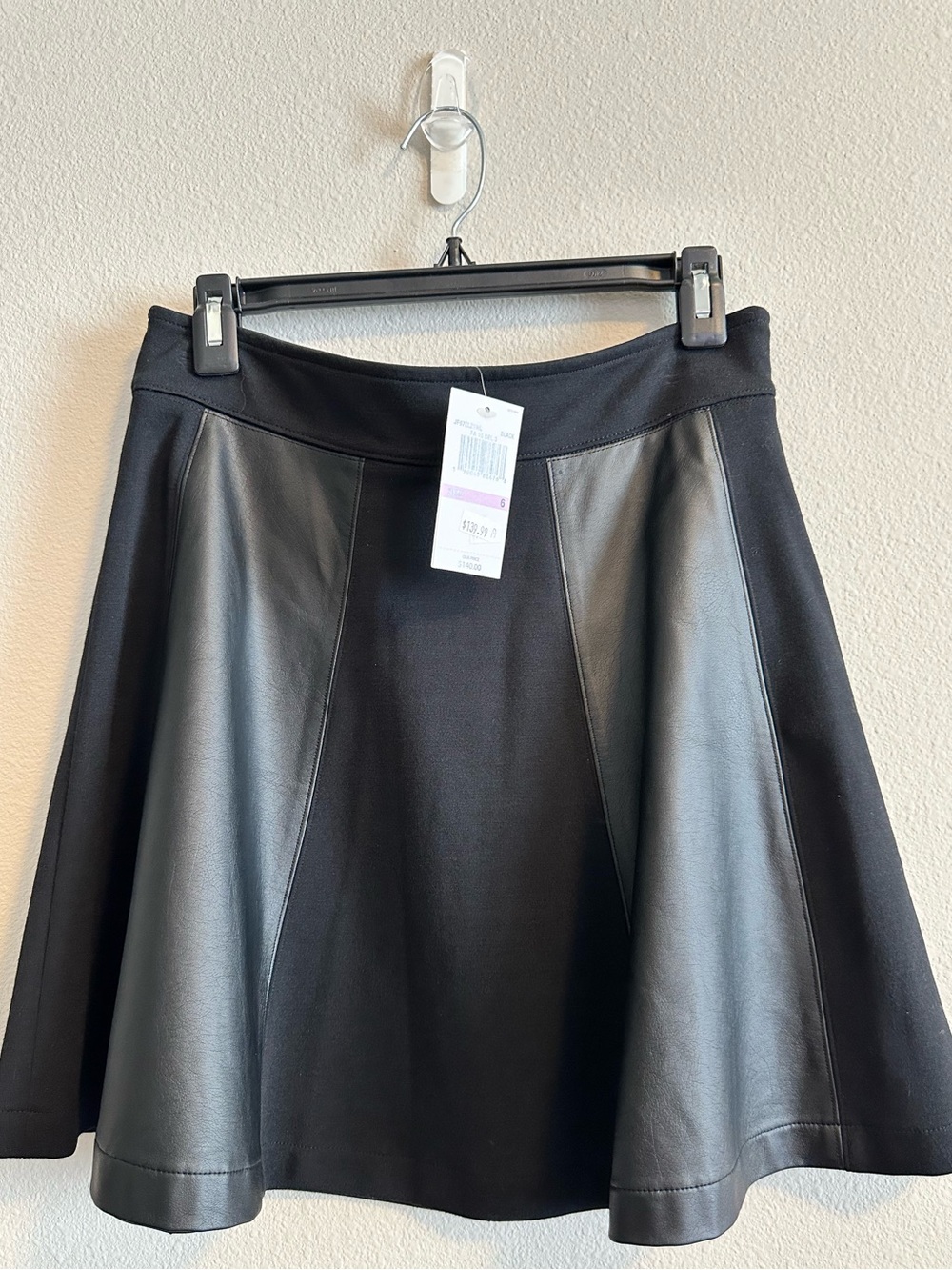 NWT Michael Kors Black Faux Leather Panel Fit & Flare Skirt Size 6 retail $140
